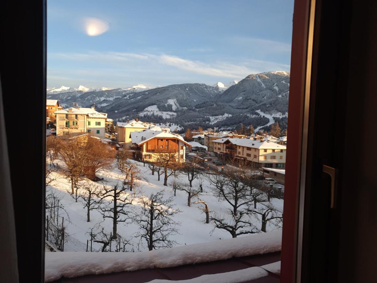 Albergo Dolomiti Cavalese Exterior photo